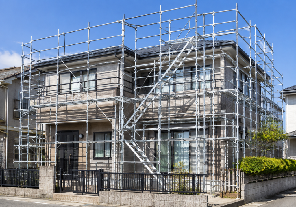 三重県 亀山市 鳶工事 足場工事 改修足場 解体養生足場 吊り足場 新築足場 プラント足場 仮囲い工事 四日市市 鈴鹿市 桑名市 津市